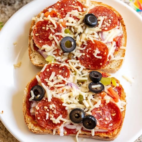 Air Fryer Pizza Toast